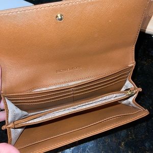 MK Michael Kors Wallet